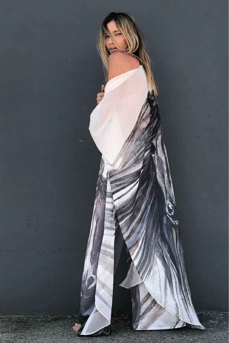 Erte Kaftan Horse