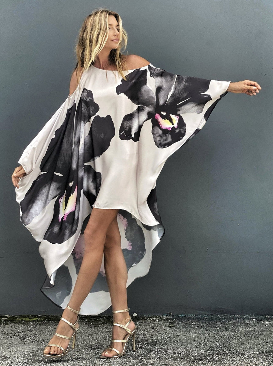 RiRi Kaftan Black Orchid – Ramona LaRue
