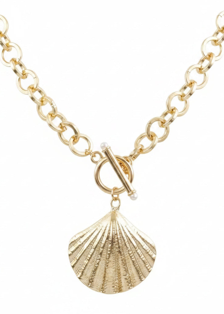 Seashell Pendant Necklace